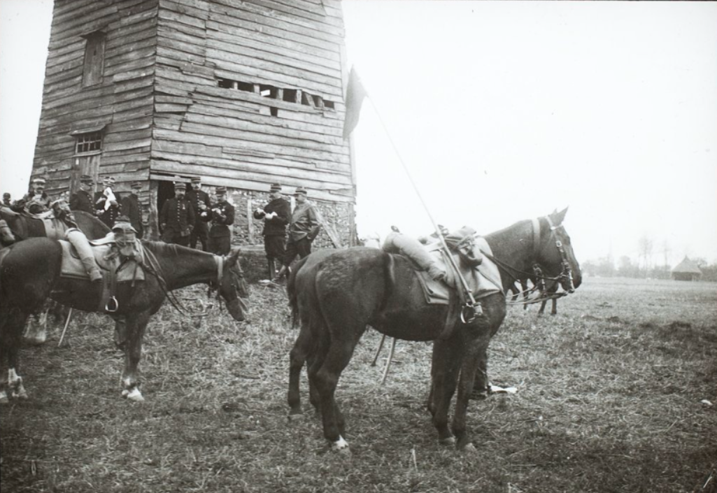 Manœuvres du 13 novembre 1902 - l'état-major au moulin de Saint-Gratien