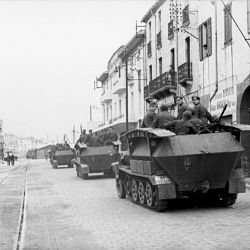 Paquebot maréchal Lyautey à quai Port Port Vendres novembre 1942 (…)
