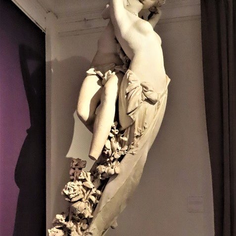 Giulio Bergonzoli (1822-68) : L'Amour des Anges (1865). Marbre
