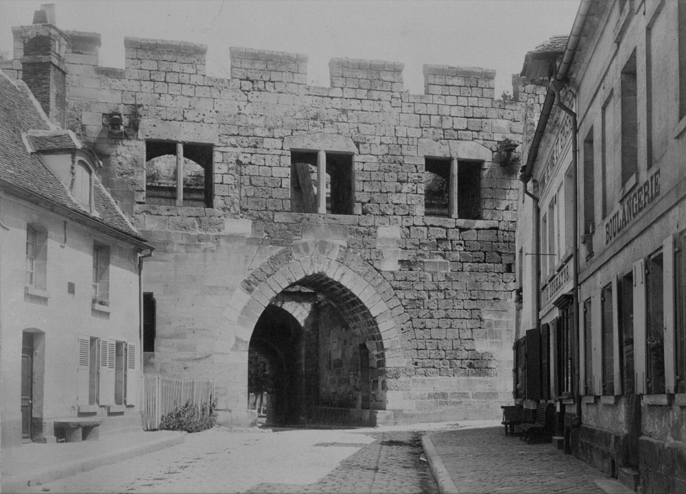 Coucy-le-Château. Porte de Laon (intérieur) : n°214
