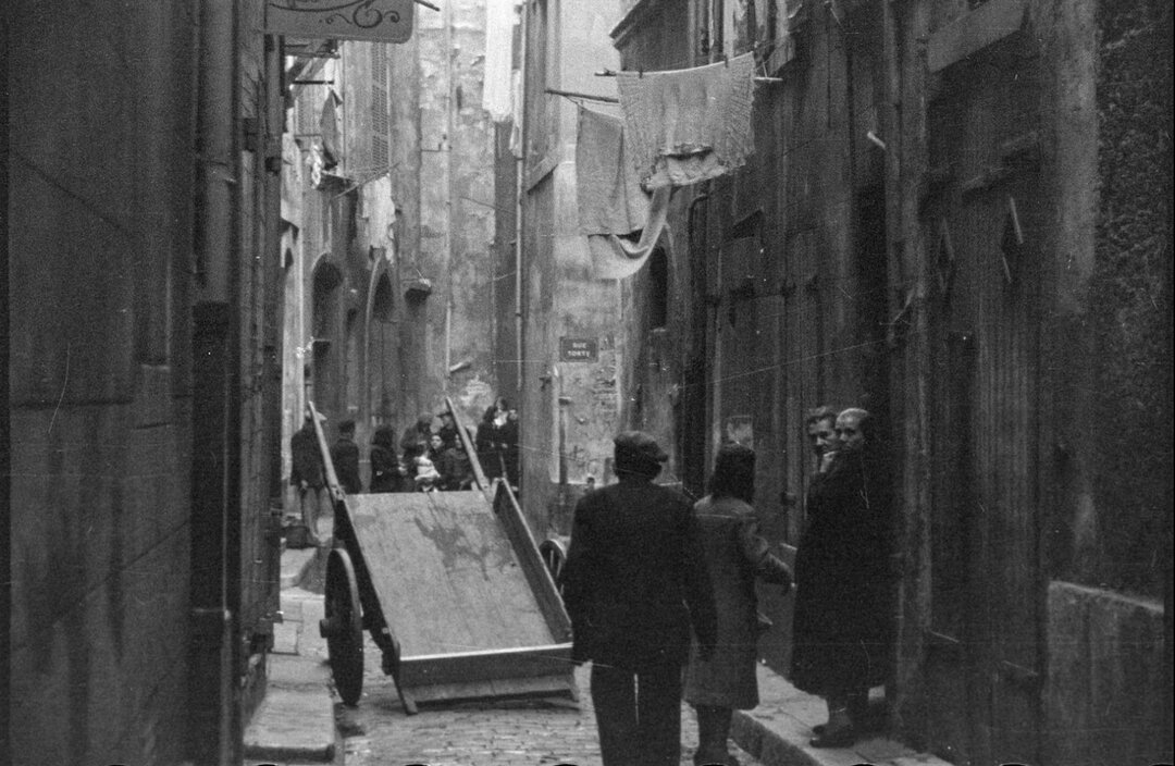 Rue Saint-Christophe vue de la rue de la Guirlande