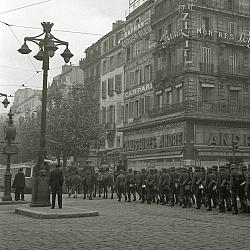 Les allemands prennent la rue de Rome Marseille novembre 1942