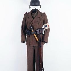 maquisard_des_forces_francaises_de_l_interieur_provence_1944_.jpg