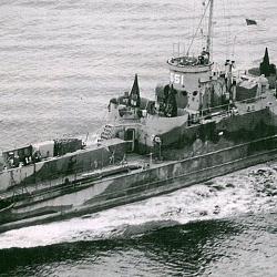 USS_LCI%28L%29-551.jpg