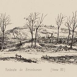 feuille_29_redoute_de_brimborion_vue_du_bas_vers_le_haut.jpg