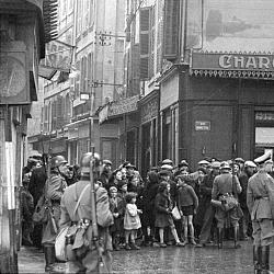 Rue Bonneterie rue de la Loge Januar 1943