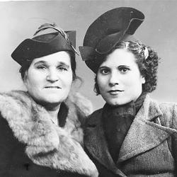 Alice Benisry et sa fille Renée Noélie