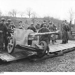 Nachschub per Eisenbahn, 5-cm Pak 38