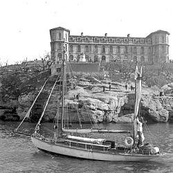 Marseille : voilier devant le palais du Pharo Duchemin, Émile (1862-1914)
