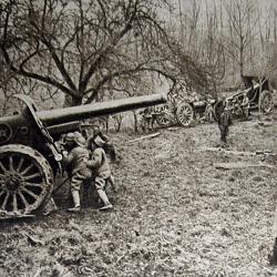 Mise en batterie d'un 155 Schneider