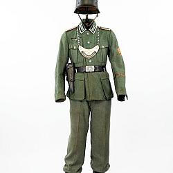 sergent-chef_unterfeldwebel_de_la_feldgendarmerie.jpg