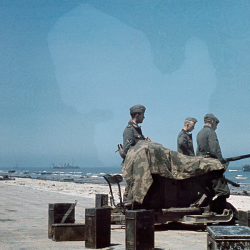 The crew of a light anti-tank gun of the German mobile assault unit (…)