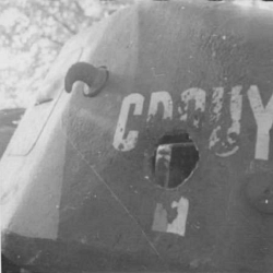 Char B1 Bis Crouy tourelle côté droit transpercée par un obus allemand