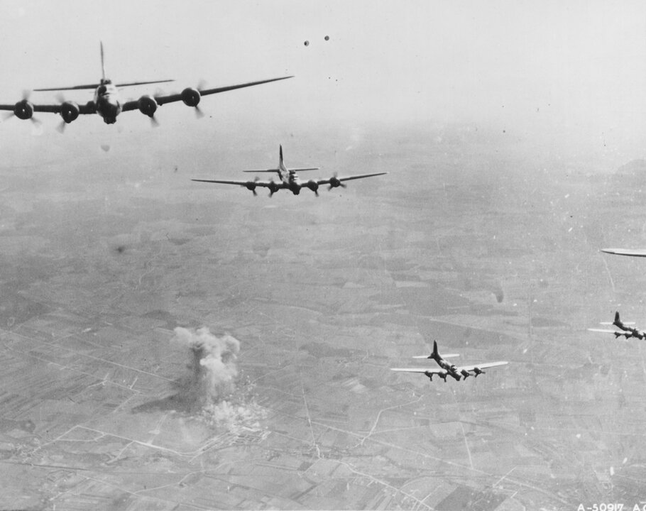 Bombing of Dijon, France by Boeing B-17 Flying Fortresses - WWII 