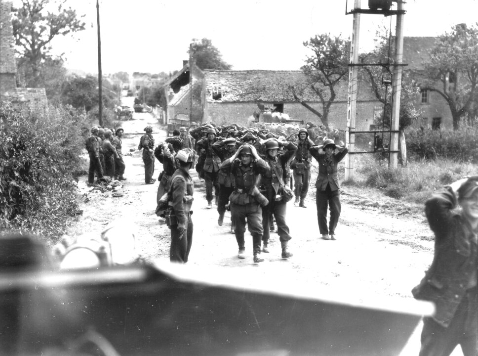 German forces surrendering in Saint-Lambert-sur-Dive