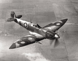 Spitfire HF Mk VII