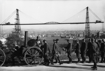 Le transbordeur (ancien) vue du Pharo Marseille WWII