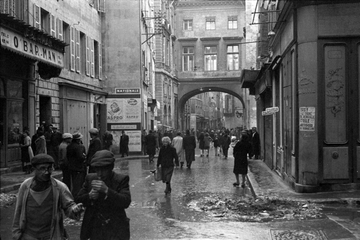 O BAR MAN rue de La Loge rue Torte quartier du Vieux-Port Marseille WWII