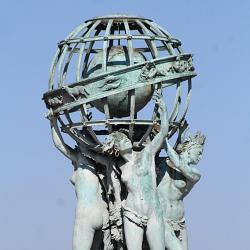 Les Quatre parties du monde (1874), bronze, Paris, place Ernest-Denis.