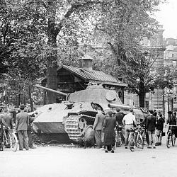 Panzer V Panther Ausf.A détruit par le Sherman MA43 (105) « La Moskova » – (…)